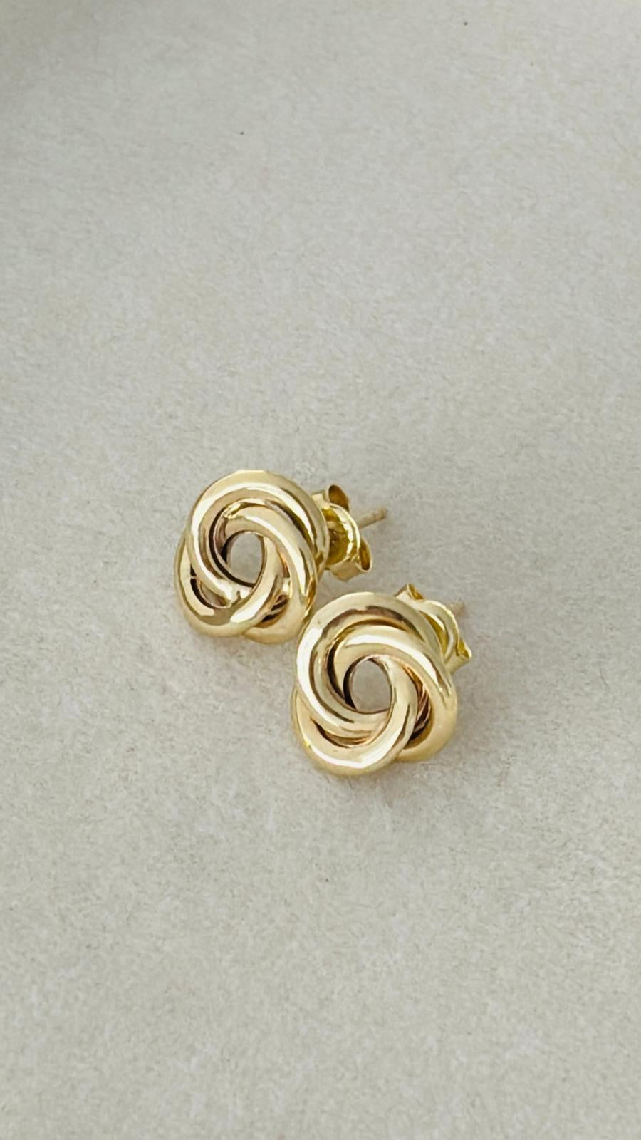 Aretes de Nudo en 10k