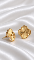 Aretes Grandes de Flor con Circonias de 10k – 10k Gold Large CZ Flower Earrings