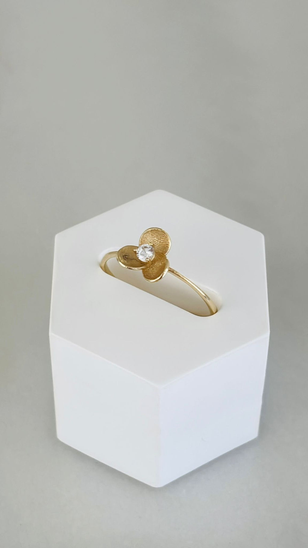 Anillo de flor 14k