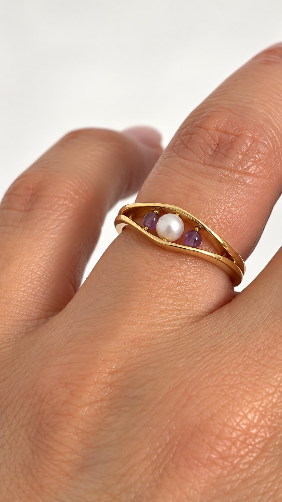Anillo de Plata con Perla Natural y Amatista
