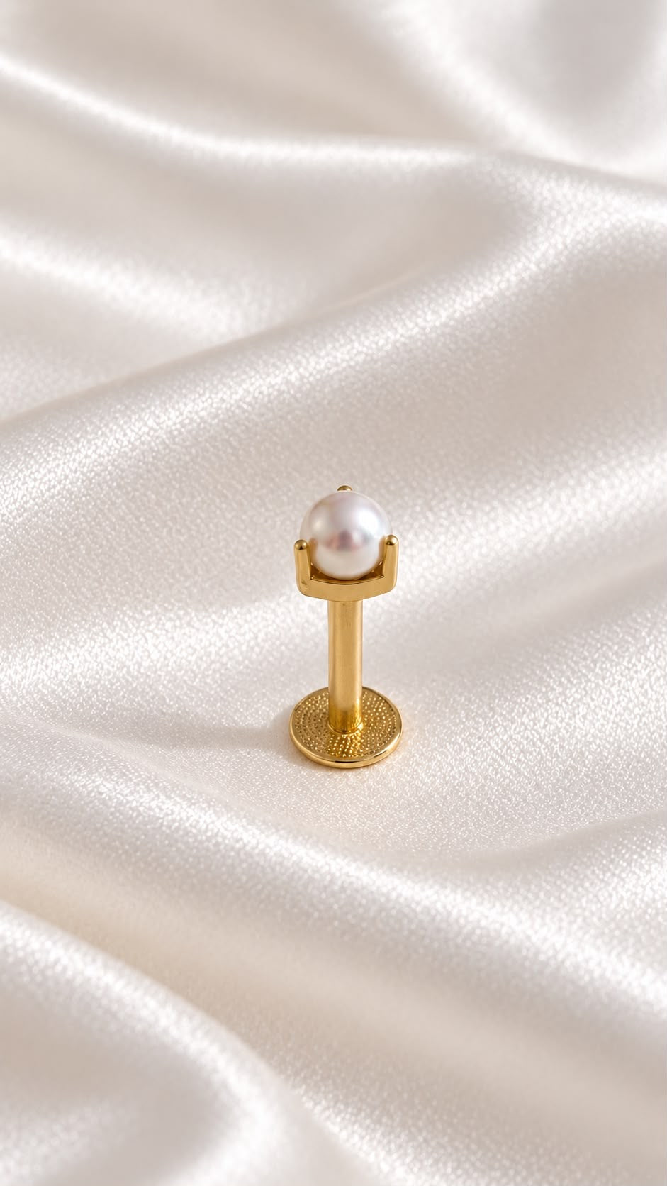 Piercing de Cartílago con Perla de 14k – 14k Gold Pearl Cartilage Stud