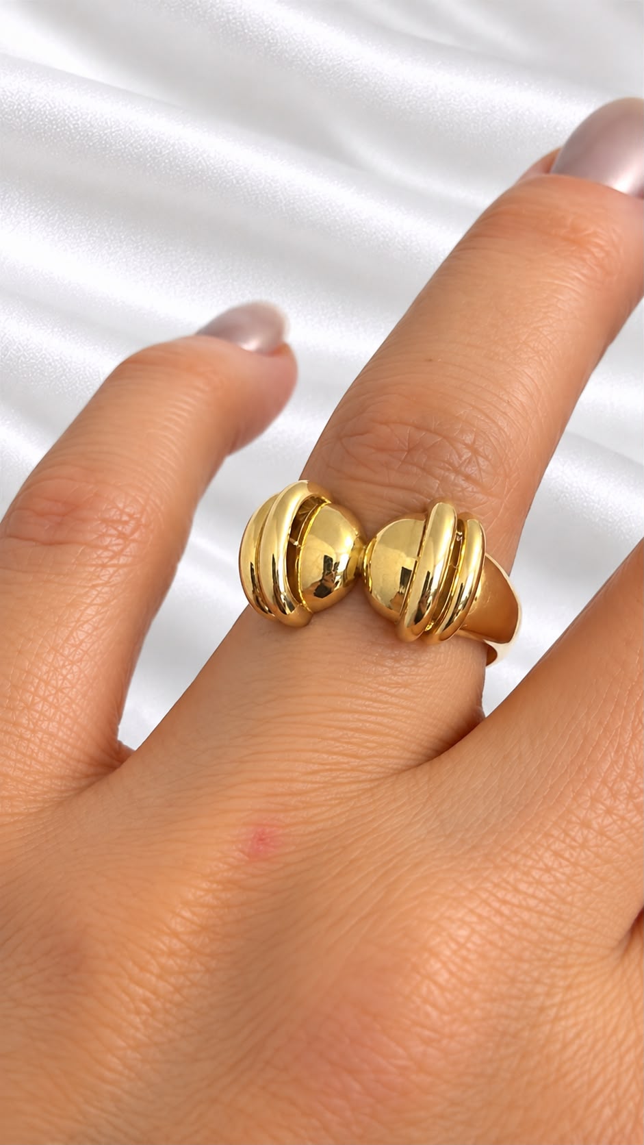 Anillo con Volumen de 14k – Talla 7 – 14k Gold Statement Ring