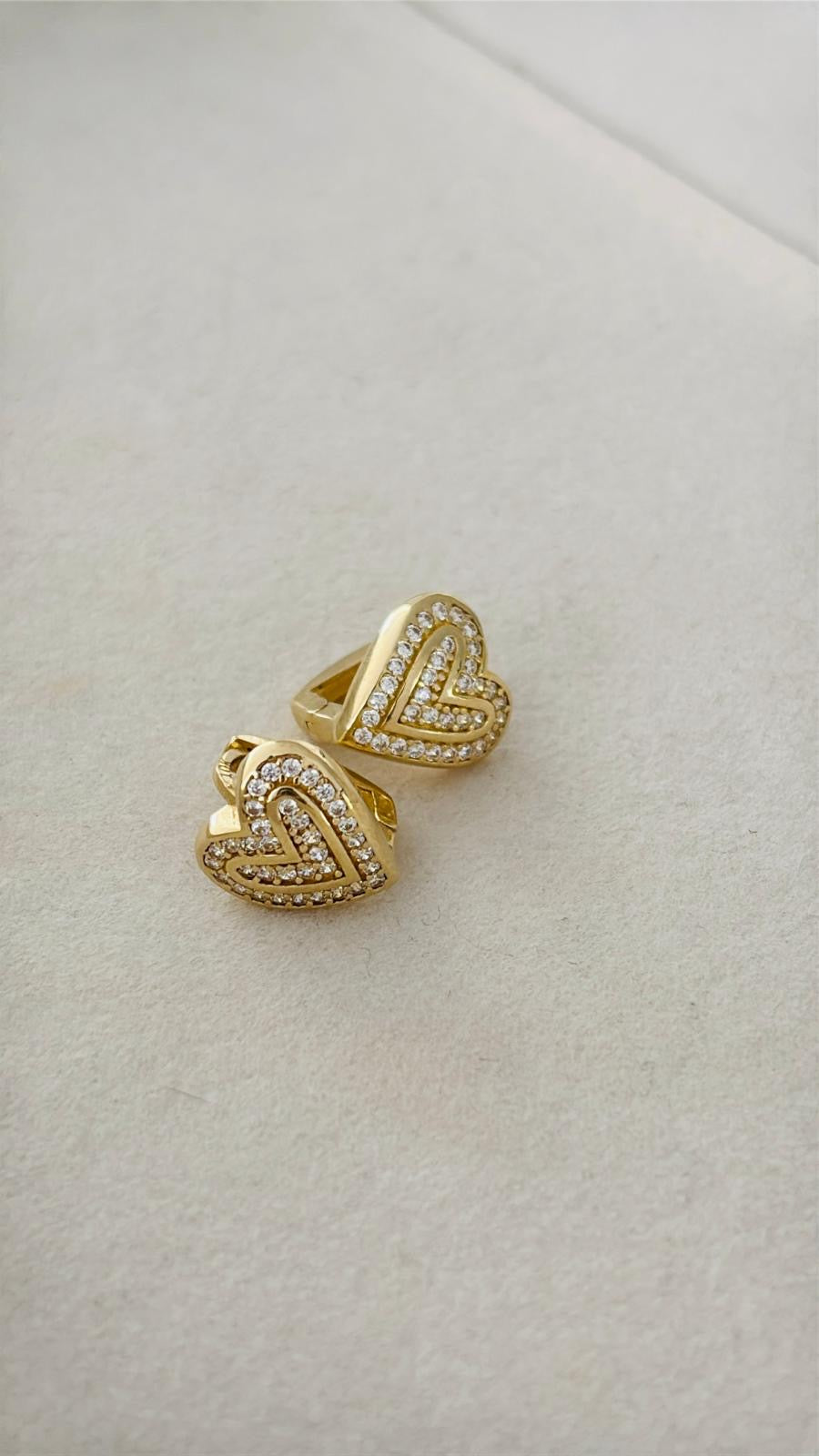 Aretes de Corazón en 10k