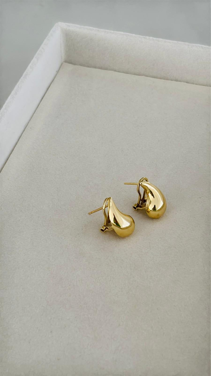 Aretes de gotas 10k