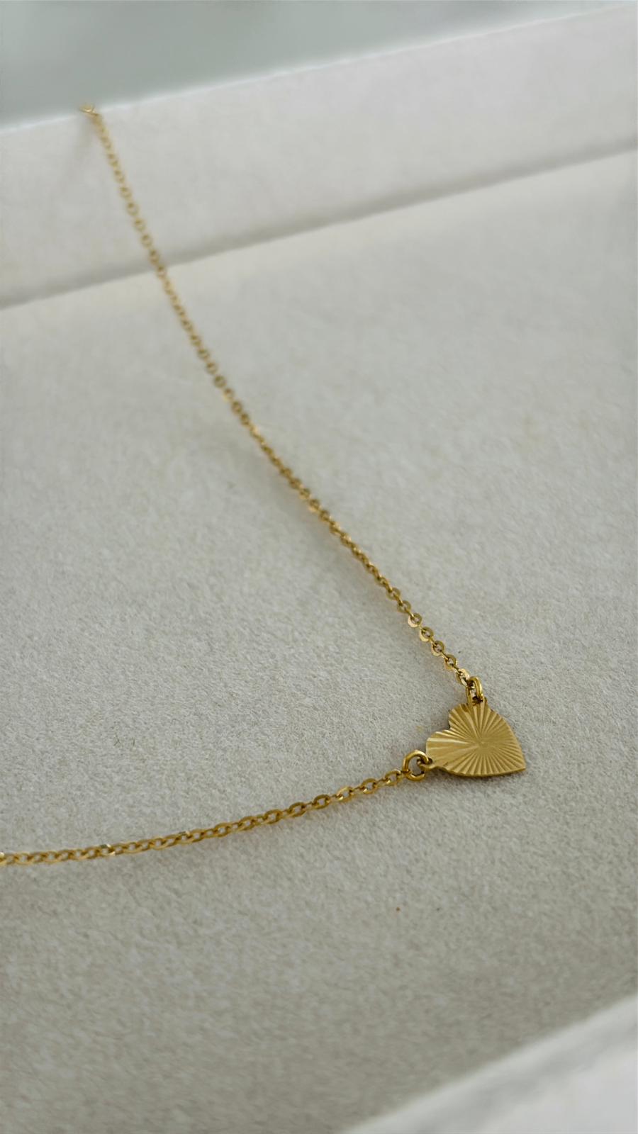 Cadena con Dije de Corazon de 14k