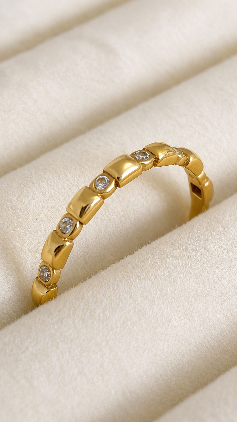 Anillo Sólido de 10k – 10k Solid Gold Ring