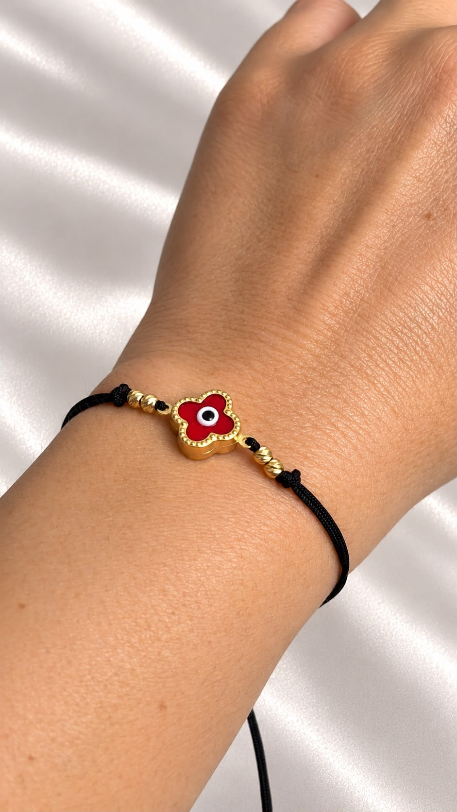 Pulsera ajustable  de 14k