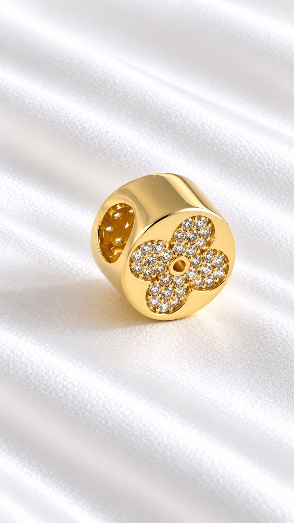 Colgante de flor en oro 10 quilates