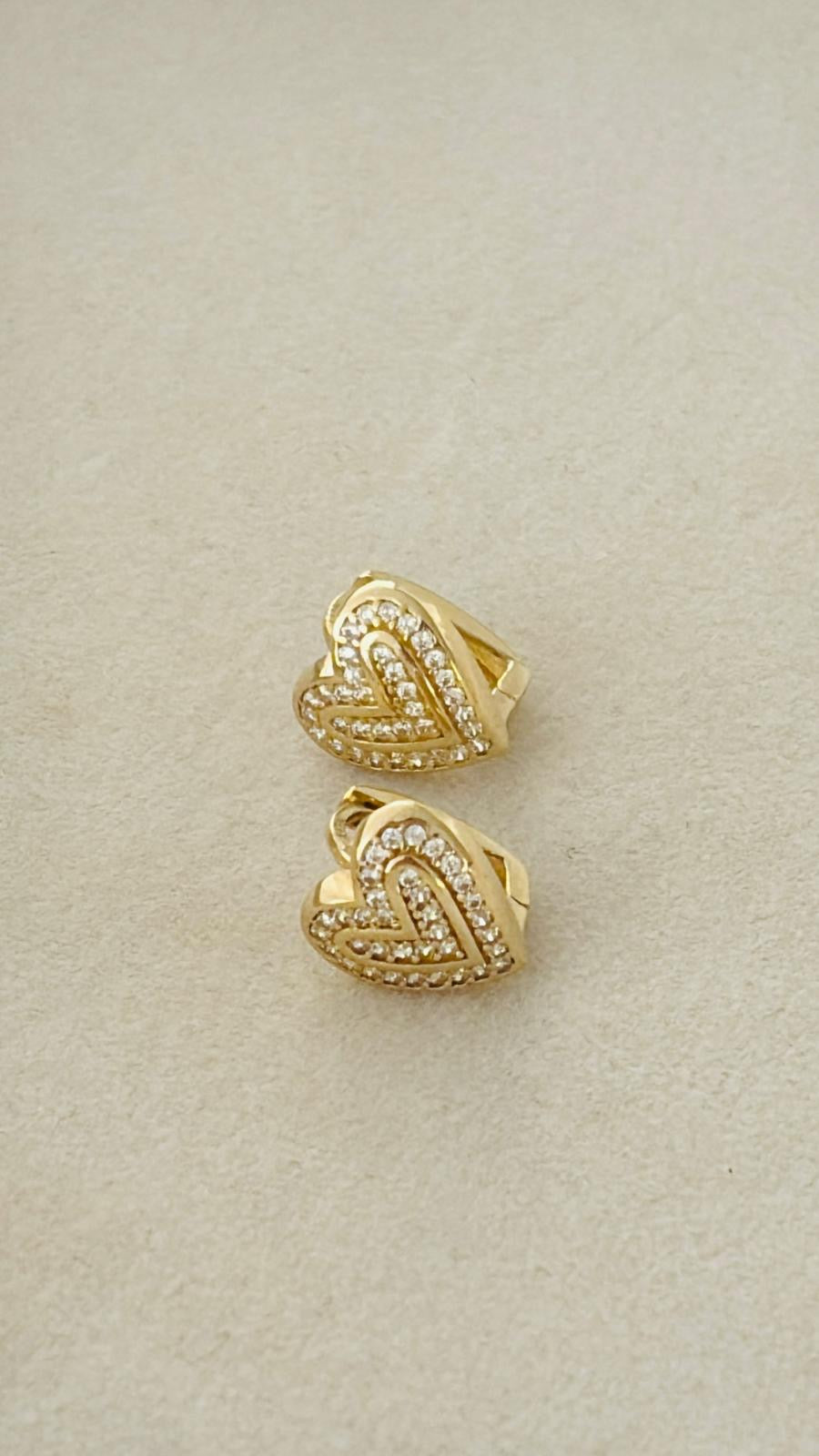 Aretes de Corazón en 10k