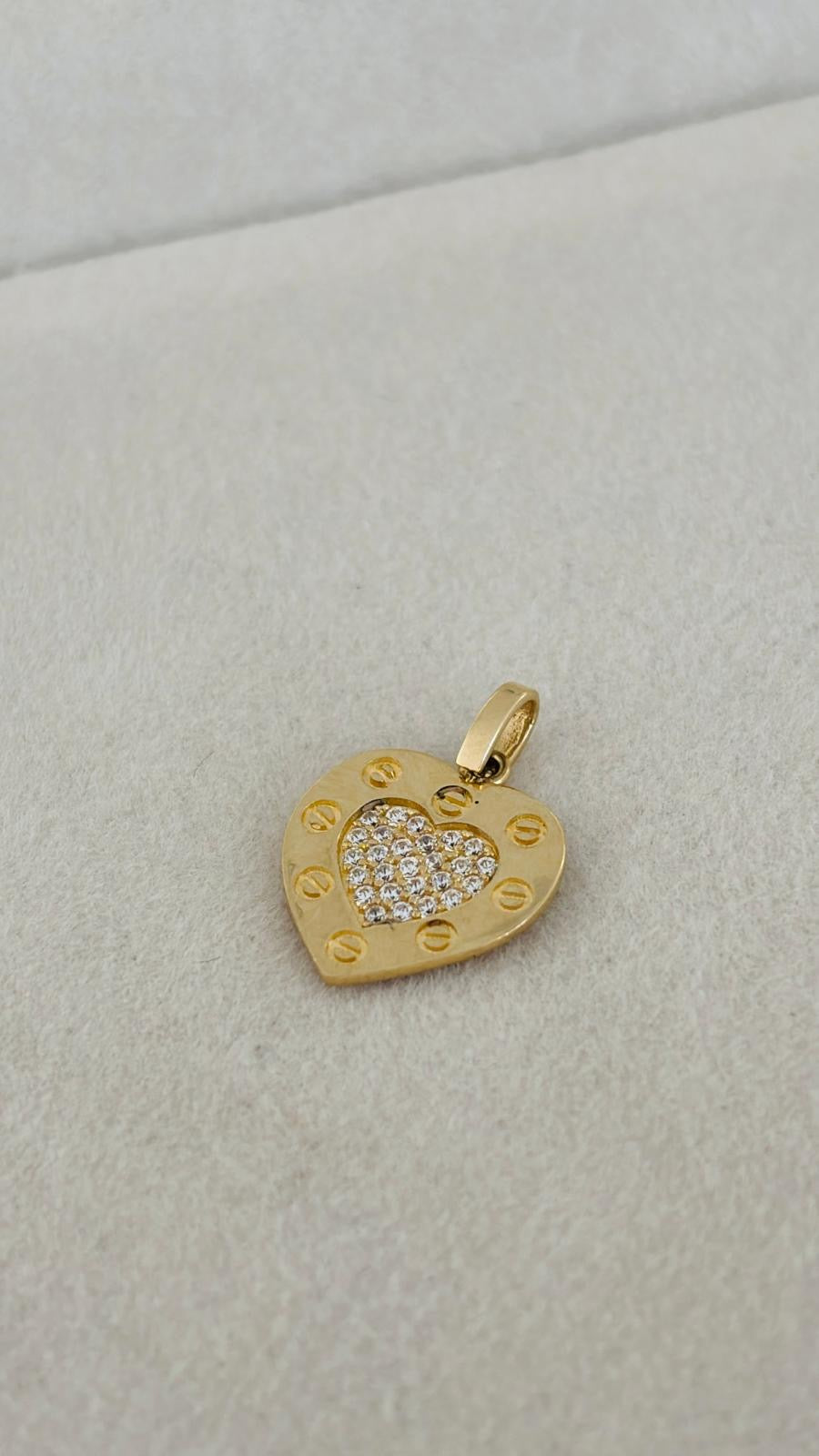 Dije de corazón Cartier 14k