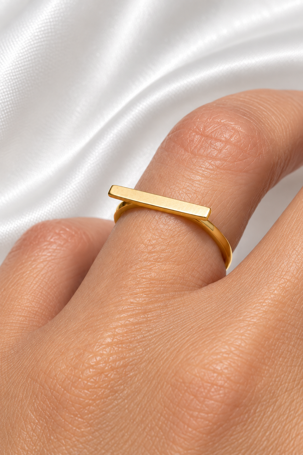 Anillo Sólido Minimalista de 10k – 10k Solid Gold Minimalist Ring