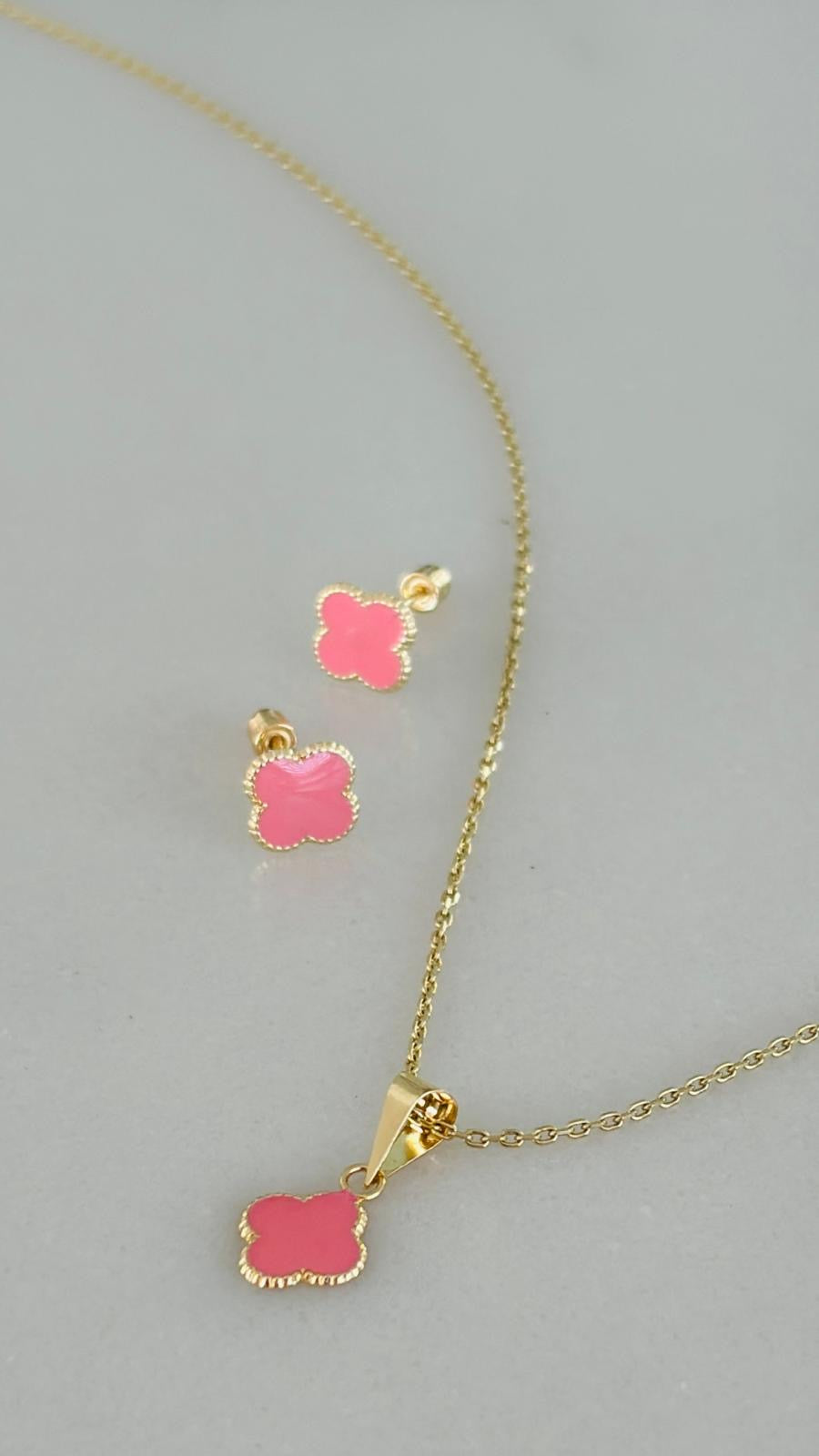Set de dije y aretes 14k