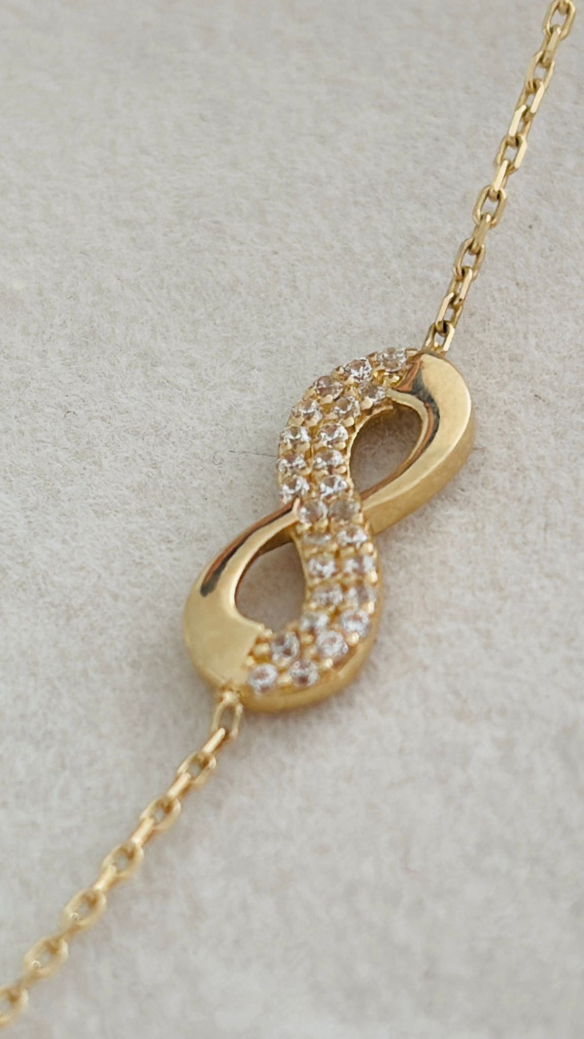 Pulsera de infinito 14k