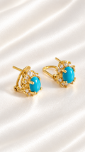Aretes Omega con Turquesa Natural de 14k – 14k Gold Turquoise Omega Earrings
