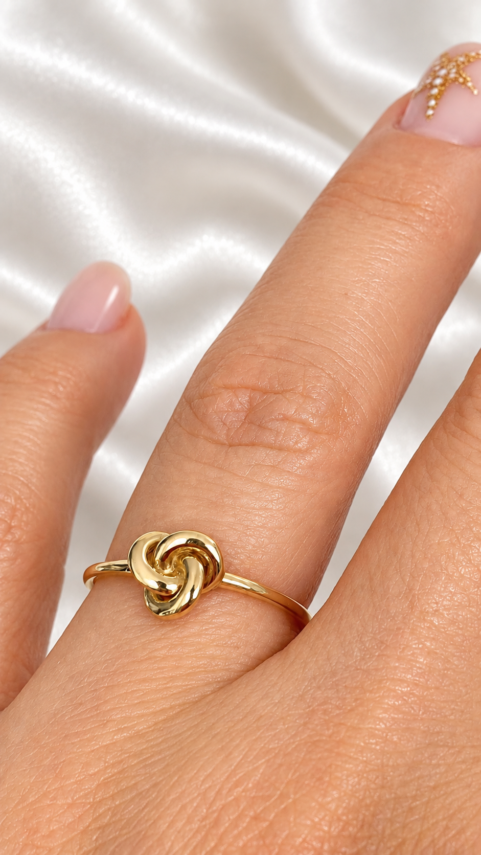 Anillo con Nudo de 14k – 14k Gold Knot Ring