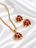 Set de Aretes y Dije Mariquita de 14k – 14k Gold Ladybug Earrings & Pendant Set