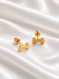 Aretes Hueso de 14k – 14k Gold Bone Stud Earrings