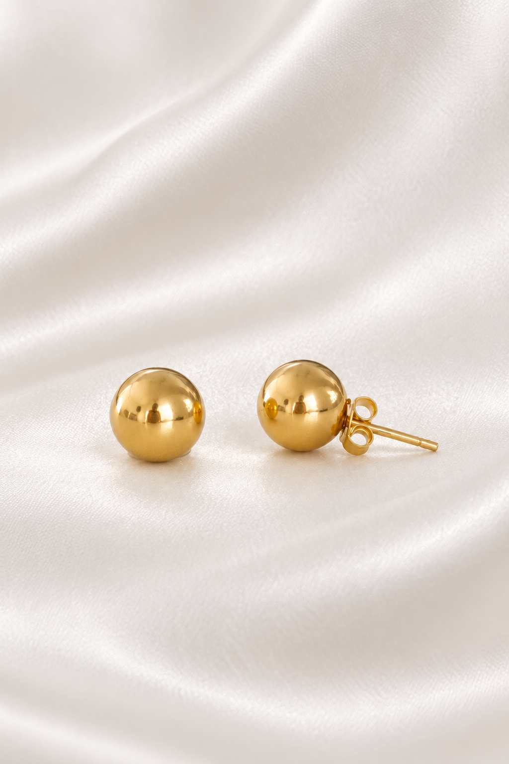 Aretes Dormilonas Grandes de 10k – 10k Gold Large Huggie Earrings