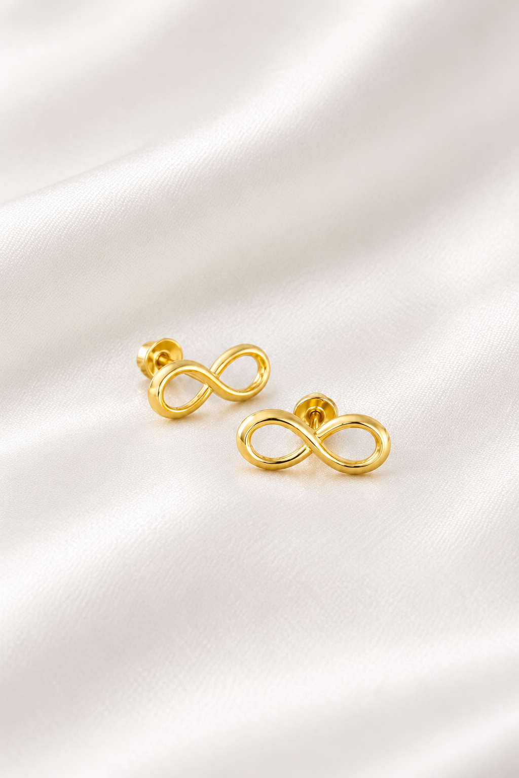 Aretes Infinito de 14k – 14k Gold Infinity Earrings