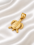 Dije de Tortuga Mediano de 10k – 10k Gold Turtle Pendant