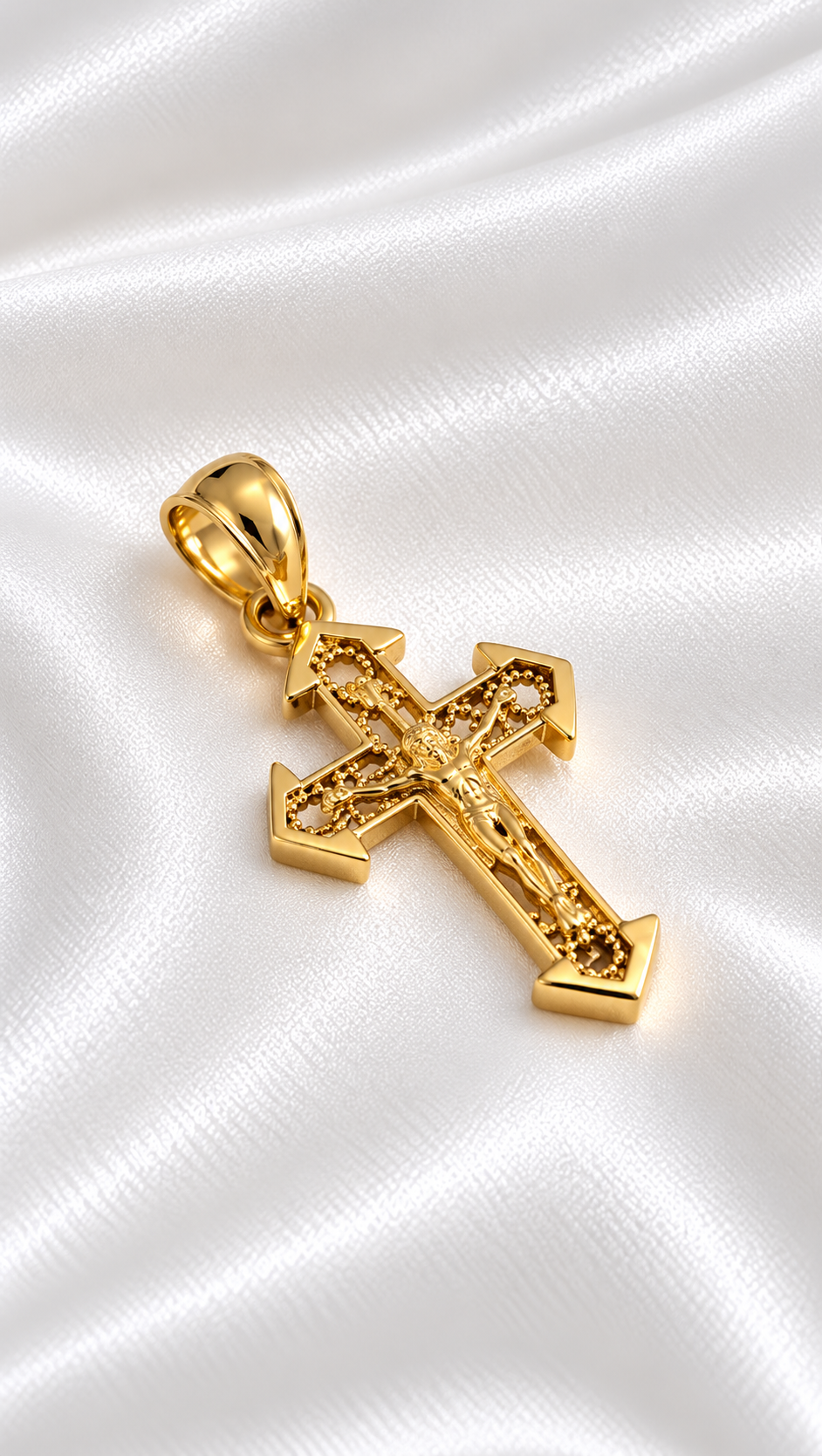 Dije Crucifijo Pequeño de 14k – 14k Gold Small Crucifix Pendant