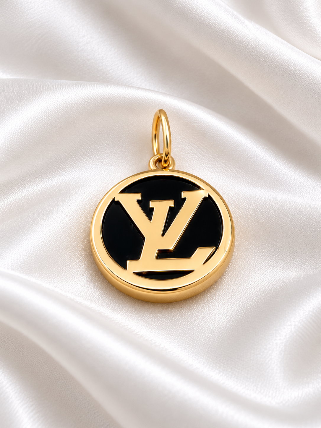 Dije LV 14k