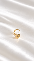 Piercing de Cartílago Corazón con Punto de Luz de 14k – 14k Gold Heart Cartilage Piercing