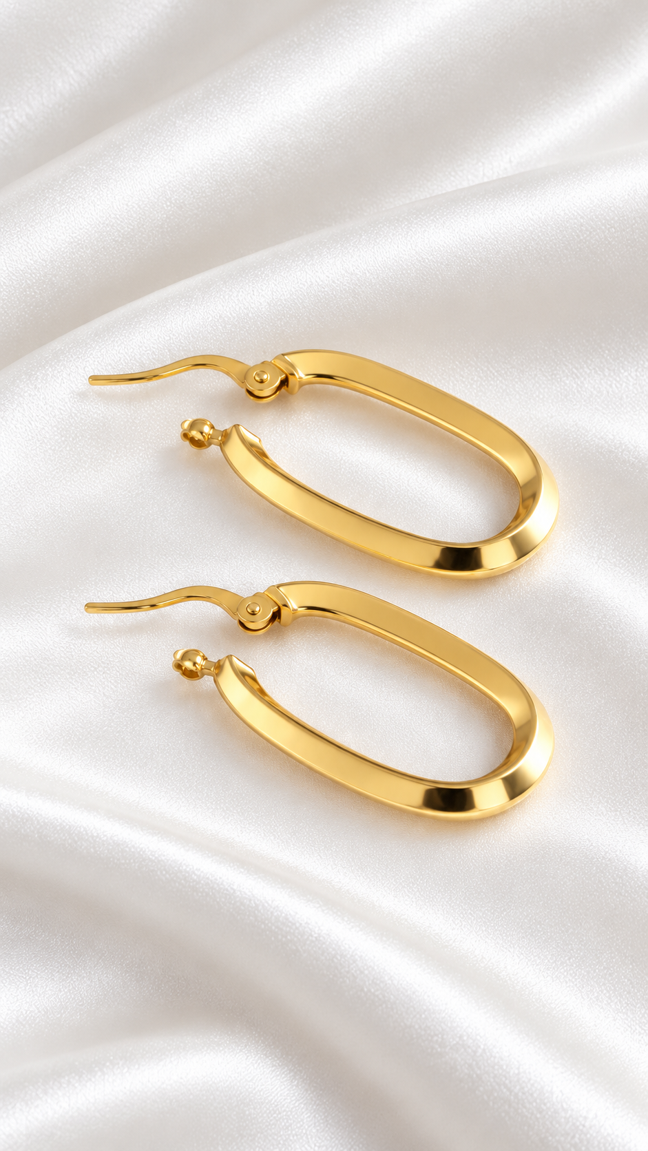Argollas Ovaladas Grandes de 10k – 10k Gold Large Oval Hoop Earrings